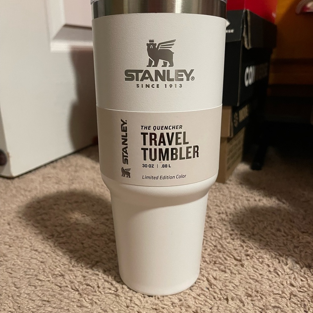 30 oz white stanley. never used.